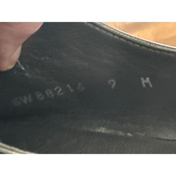 Stuart Weitzman Black Studded Patent Leather Platform Oxfords SW 88216 size 9 - Picture 14 of 16